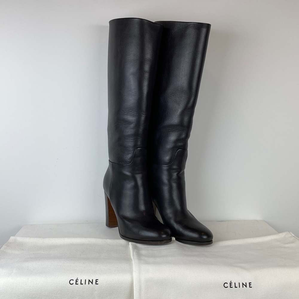Celine Black Leather heeled boots in size 38.5